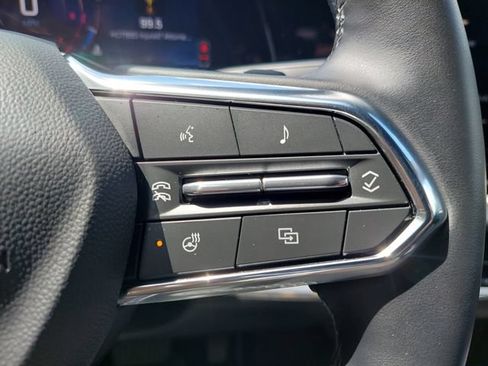 Used 2026 Chevrolet Equinox LT AWD/4WD image 27