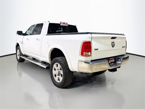 Used 2018 RAM 2500 Laramie image 9
