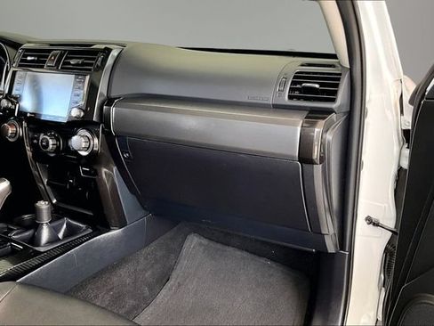 Used 2024 Toyota 4Runner TRD Off-Road Premium w/ Moonroof Package AWD/4WD image 21