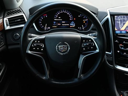 Used 2014 Cadillac SRX Luxury FWD image 9
