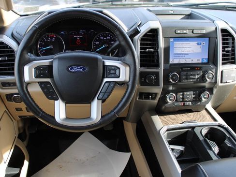 Used 2019 Ford F250 Lariat w/ Lariat Ultimate Package image 23