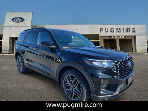 New 2026 Ford Explorer ST-Line w/ ST-Line Street Pack RWD image 1