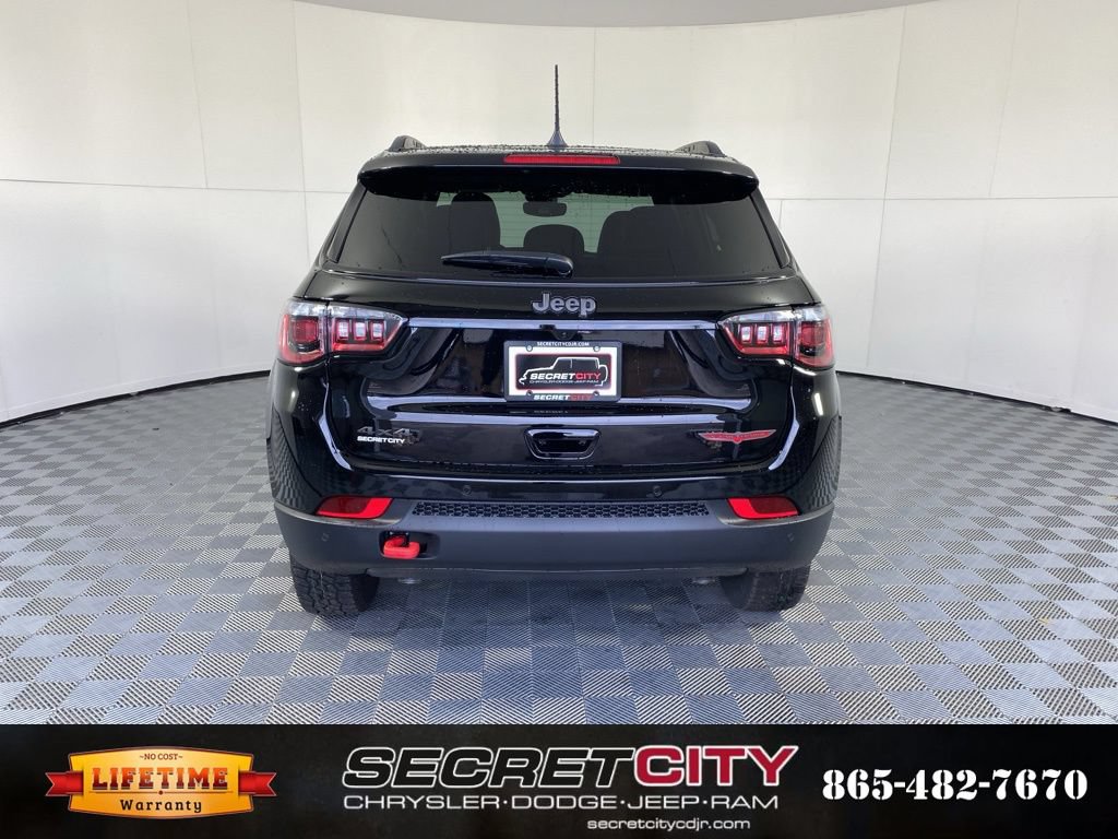 New 2026 Jeep Compass Trailhawk AWD/4WD image 6