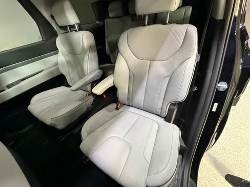 Used 2025 Hyundai Palisade SEL image 33