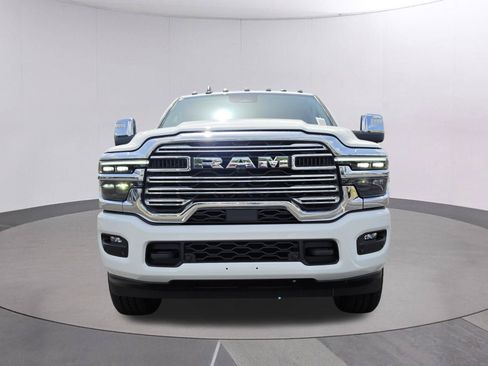 New 2026 RAM 2500 Laramie AWD/4WD image 8