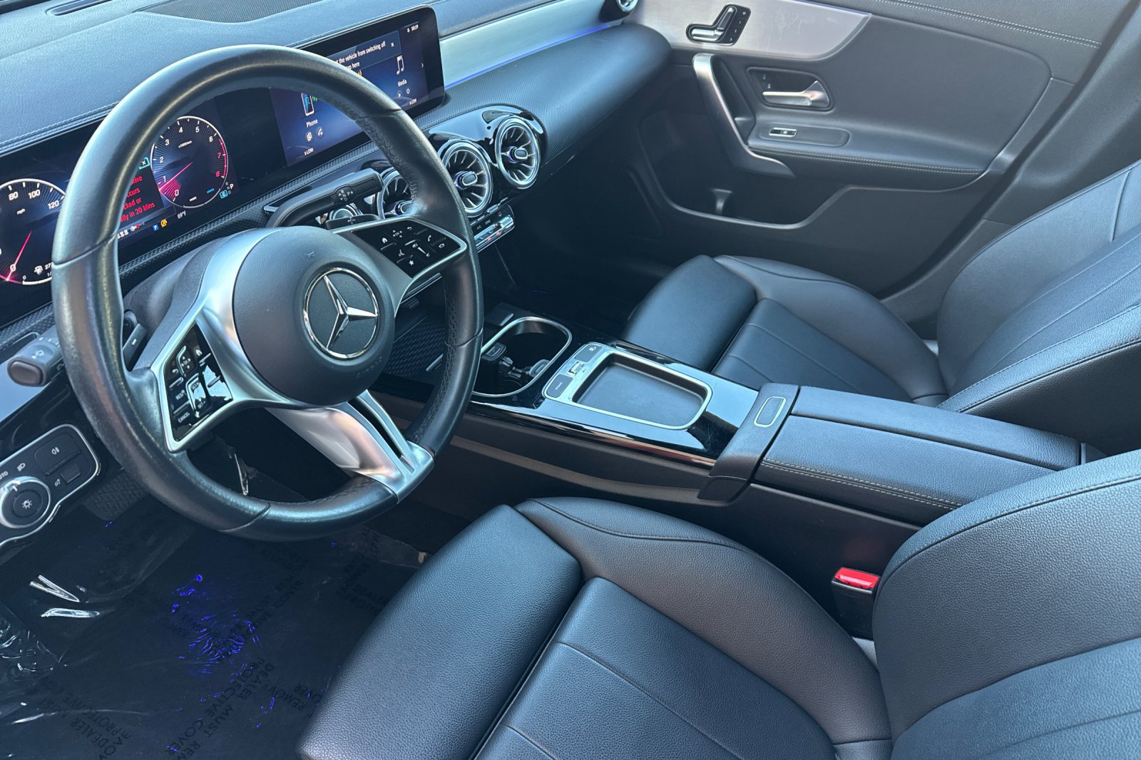 Used 2025 Mercedes-Benz CLA 250 image 10