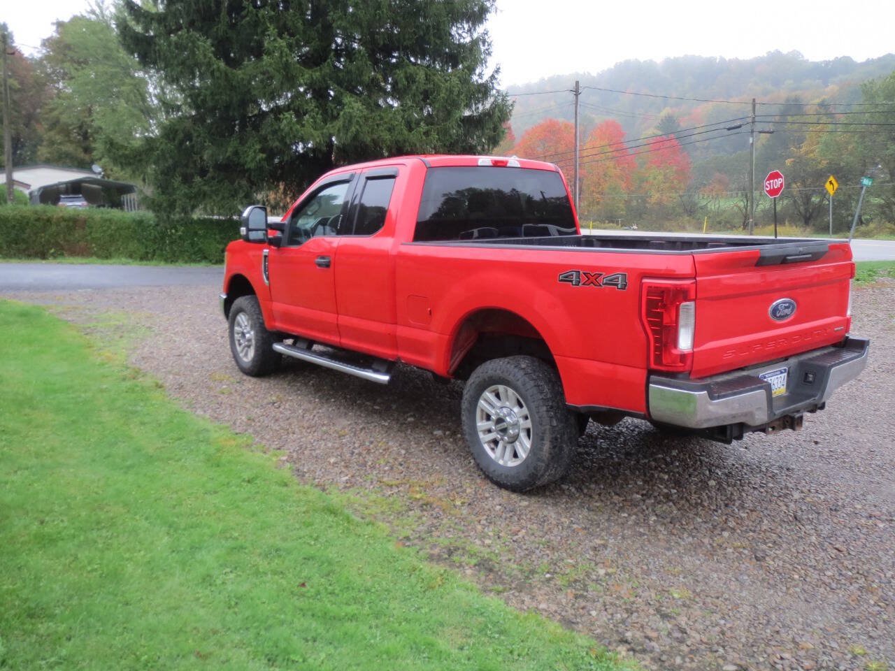 Used 2018 Ford F250 XLT AWD/4WD image 9