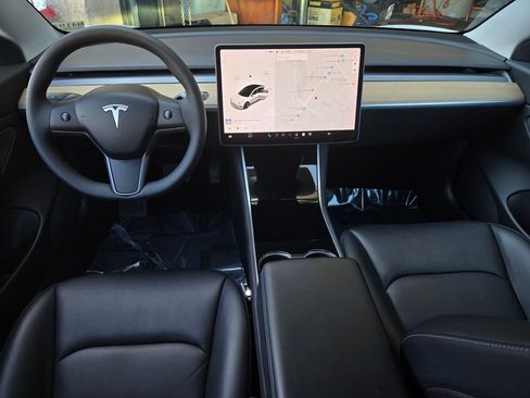 Used 2019 Tesla Model 3 RWD image 15