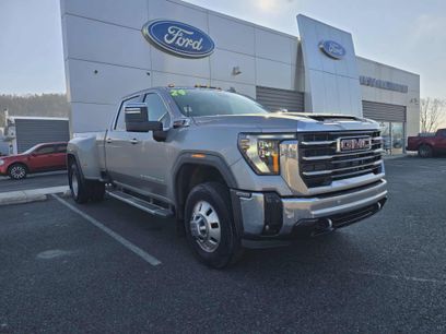 Used 2024 GMC Sierra 3500 SLT w/ SLT Premium Package