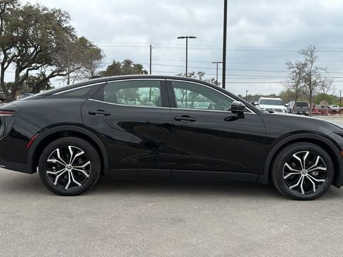 Certified 2024 Toyota Crown Limited image 4