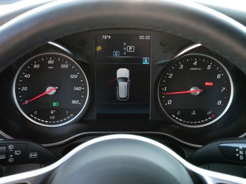 Used 2022 Mercedes-Benz GLC 300 4MATIC image 21