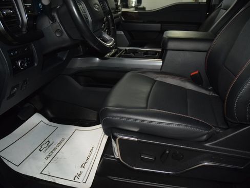 Used 2023 Ford F250 Lariat w/ Lariat Ultimate Package AWD/4WD image 44
