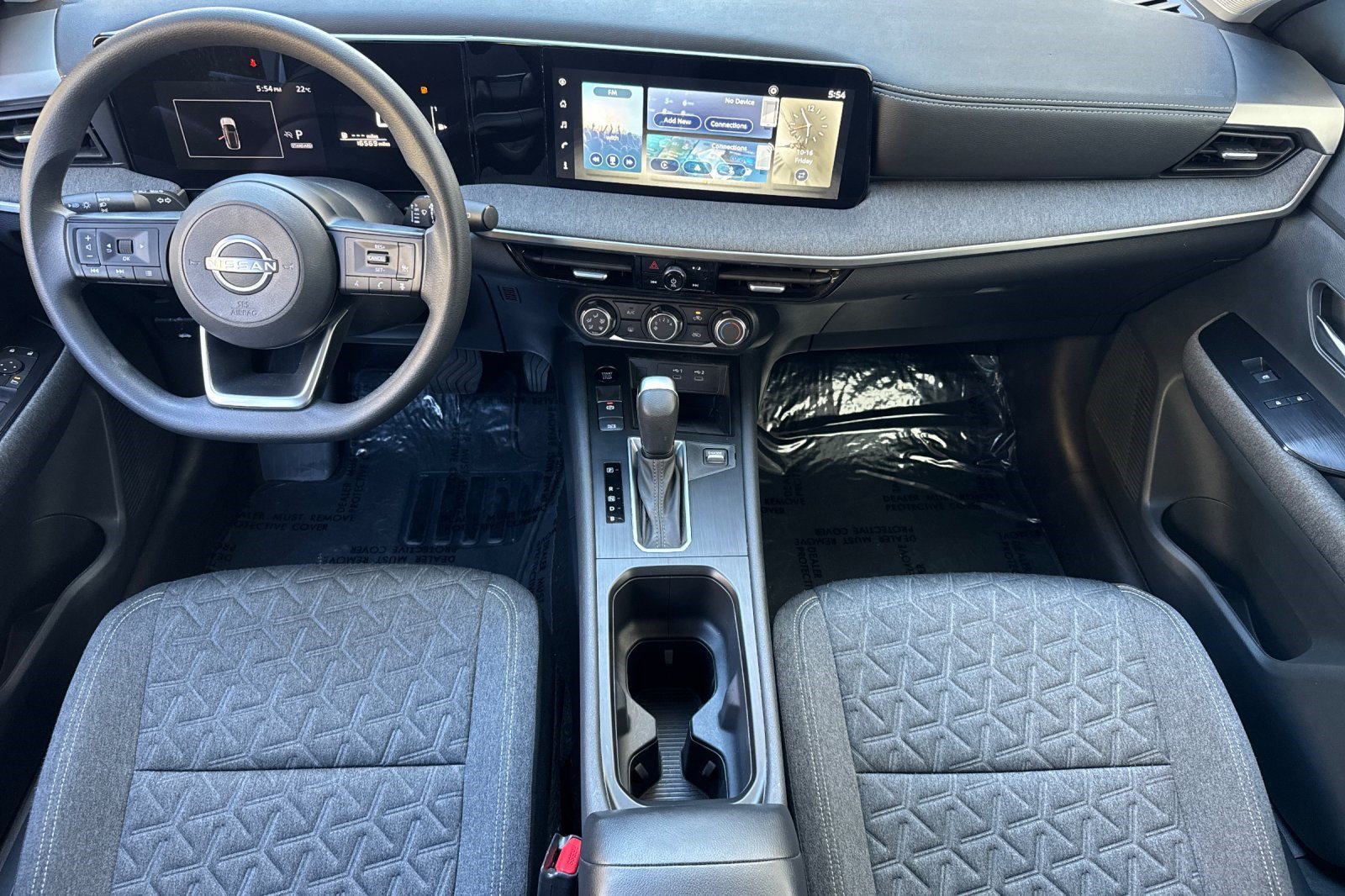 Used 2025 Nissan Kicks SV FWD image 16