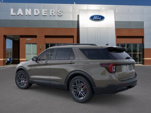 New 2026 Ford Explorer ST-Line RWD image 4