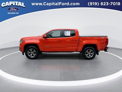 Used 2019 Chevrolet Colorado Z71 AWD/4WD image 5