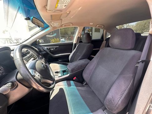 Used 2013 Nissan Altima 2.5 SV FWD image 14