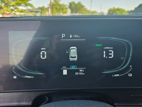 Used 2025 Kia Sportage EX w/ EX Premium Package AWD/4WD image 19
