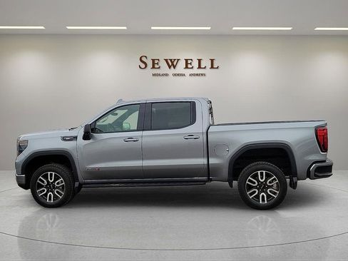 Used 2024 GMC Sierra 1500 AT4 w/ Technology Package image 2