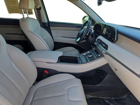 Used 2021 Hyundai Palisade Limited FWD image 18