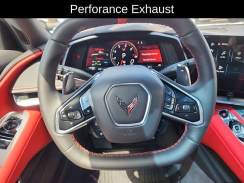 Used 2024 Chevrolet Corvette Stingray Preferred Cpe w/ Body-Color Dual Roof Package RWD image 31