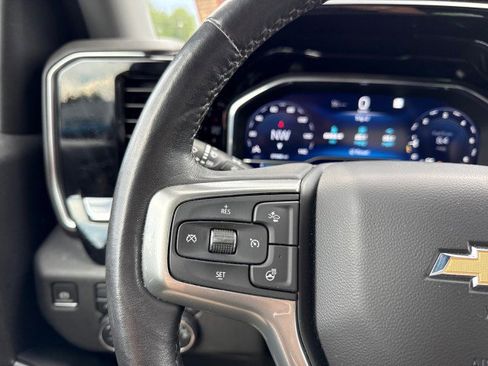 Used 2022 Chevrolet Silverado 1500 LT image 28
