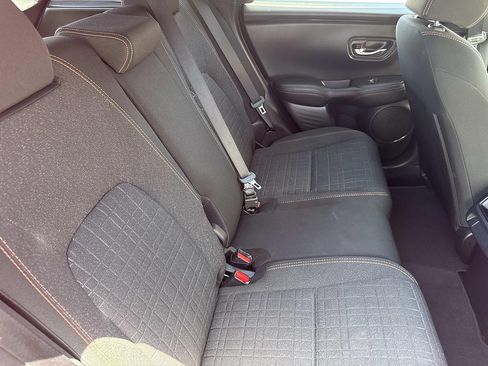 Certified 2025 Honda HR-V Sport image 18