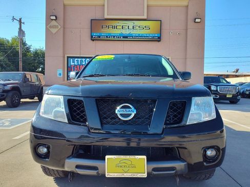 Used 2020 Nissan Frontier SV RWD image 9