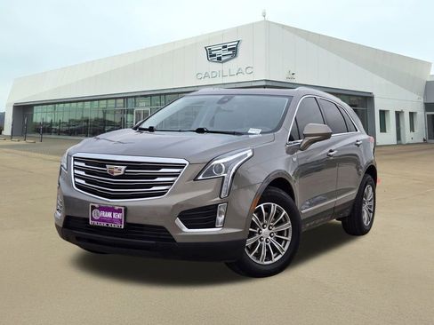 Used 2018 Cadillac XT5 Luxury w/ Driver Awareness Package image 1