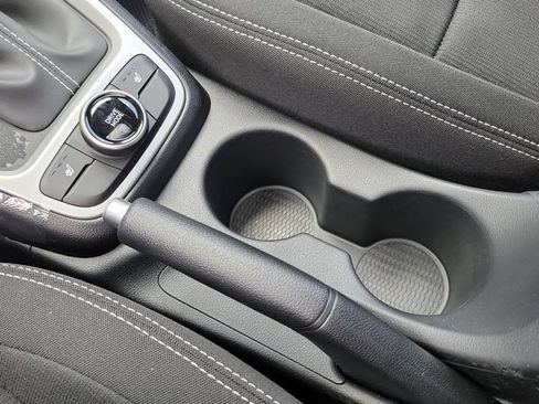 New 2026 Hyundai Venue SEL FWD image 16