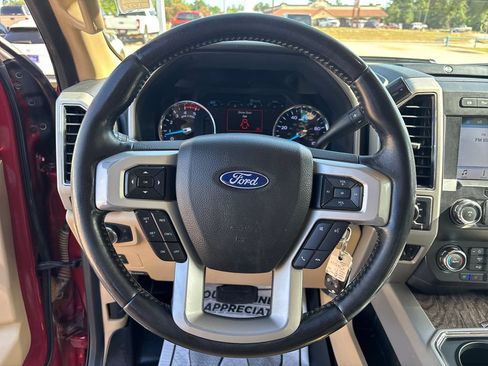 Used 2019 Ford F250 Lariat w/ Chrome Package AWD/4WD image 16
