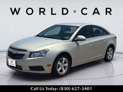 Used 2014 Chevrolet Cruze LT FWD image 7