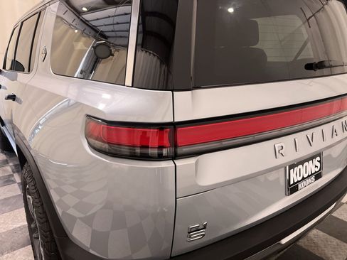 Used 2026 Rivian R1S Adventure image 18