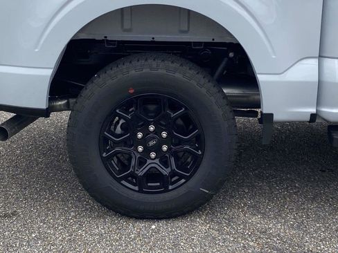 New 2025 Ford F150 Lariat AWD/4WD image 9