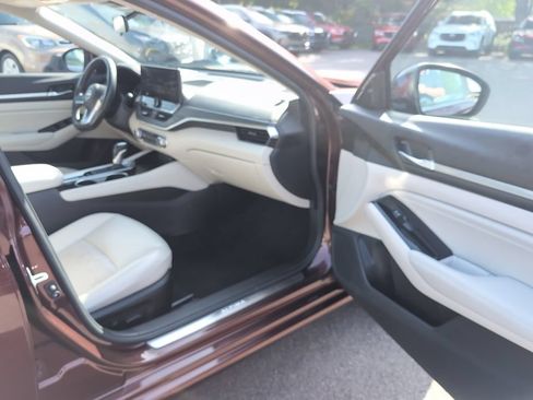 Used 2023 Nissan Altima 2.5 SL AWD/4WD image 7