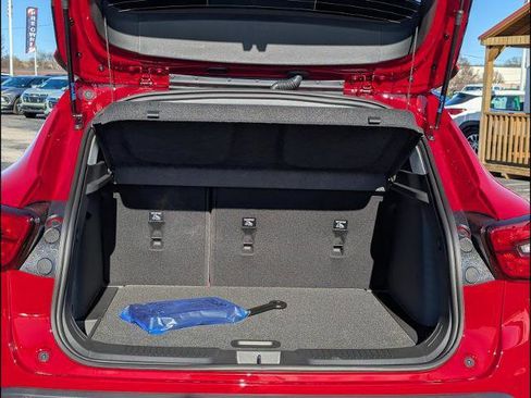 New 2026 Chevrolet Trax LT w/ Driver Confidence Package image 18