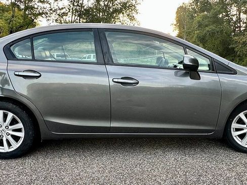 Used 2012 Honda Civic EX-L image 9