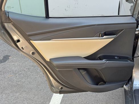 Used 2026 Toyota Camry XLE w/ Premium Plus Package image 39