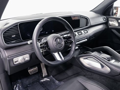 Used 2026 Mercedes-Benz GLS 450 GLS 450 image 9