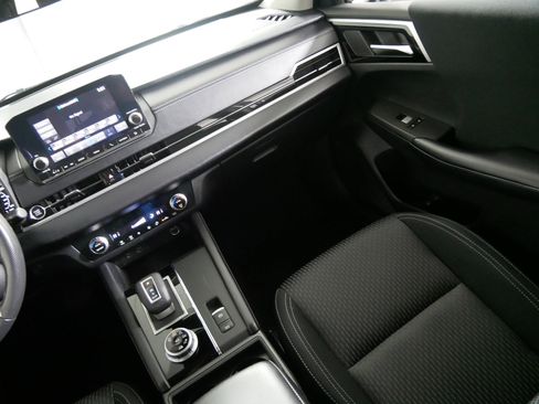 Used 2022 Mitsubishi Outlander ES AWD/4WD image 11