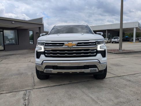 Used 2024 Chevrolet Silverado 1500 LTZ AWD/4WD image 10