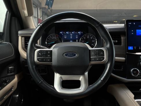 Used 2024 Ford Expedition Limited AWD/4WD image 45
