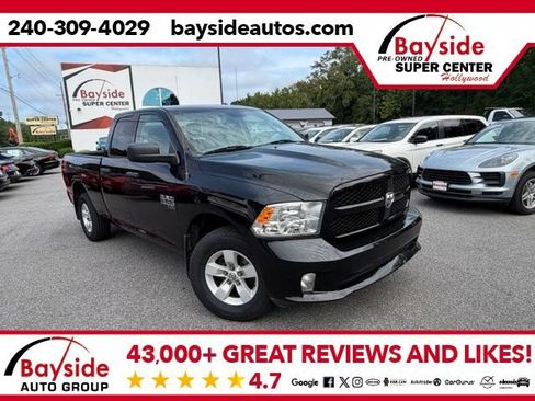 Used 2019 RAM 1500 Express AWD/4WD image 1
