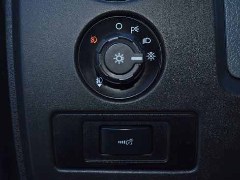 Used 2014 Ford F150 XLT w/ Equipment Group 302A Luxury image 16