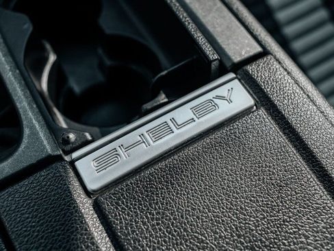 Used 2011 Ford Mustang Shelby GT500 RWD image 40