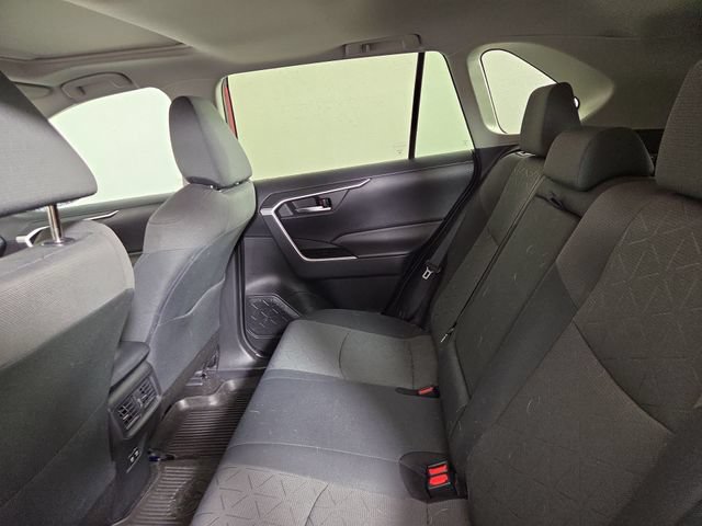 Used 2020 Toyota RAV4 XLE w/ Convenience Package AWD/4WD image 16