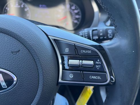 Used 2021 Kia Seltos S FWD image 17