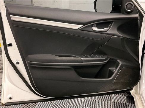 Used 2017 Honda Civic EX-T image 18