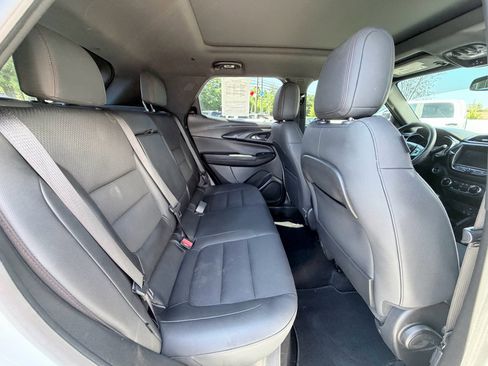 Used 2023 Chevrolet TrailBlazer RS w/ Sun and Liftgate Package AWD/4WD image 26