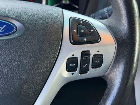 Used 2015 Ford Explorer XLT w/ Equipment Group 202A image 47