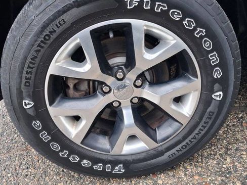 Used 2014 Jeep Cherokee Trailhawk w/ Comfort/Convenience Group image 8